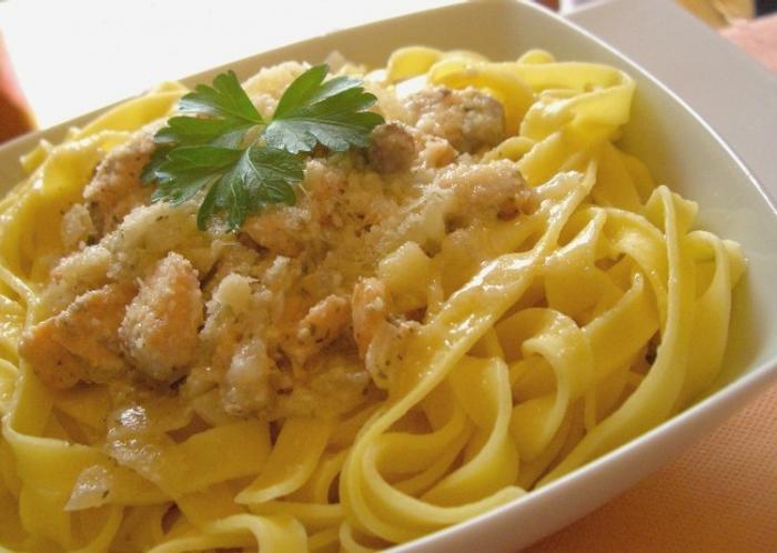 Recette Tagliatelles au saumon et au parmesan