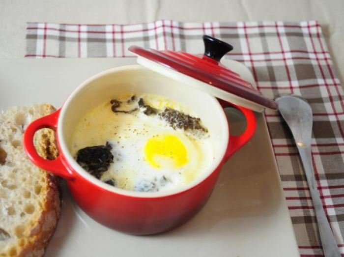 Oeufs cocotte gourmands aux poireaux Oeufs-cocotte-gourmands-aux-poireaux