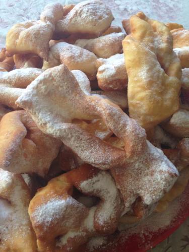 Bugnes moelleuses (spécialité lyonnaise) valvanille-companion Bugnes-moelleuses-(spécialité-lyonnaise)-valvanille-companion