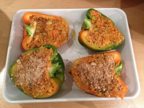 Poivrons farcis aux légumes et quinoa boulgour (dani)-companion Poivrons-farcis-aux-légumes-et-quinoa-boulgour-(dani)-companion