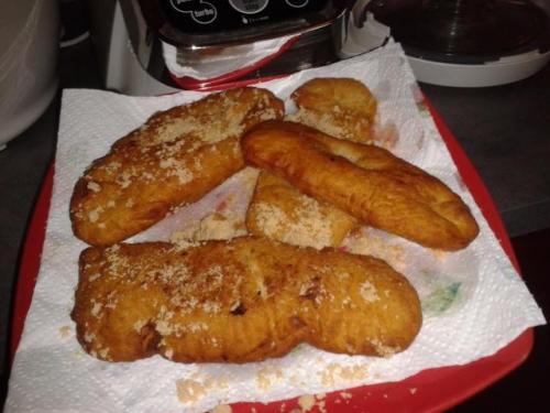 Queues-de-castors-–-beignets-canadiens-(lia022)-companion