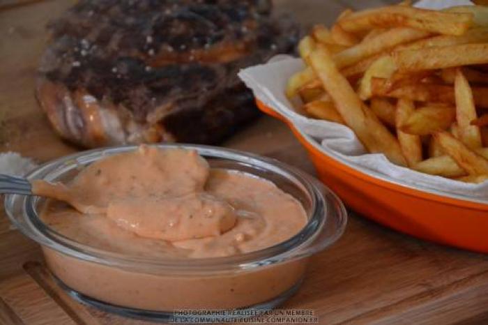 Sauce choron (sauce béarnaise tomatée) maëvab-companion Sauce-choron-(sauce-béarnaise-tomatée)-maëvab-companion