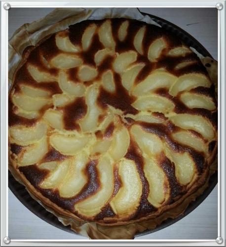 Tarte-poire-/-amandine-(valériea)-companion