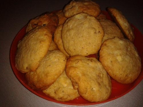 Cookies au chocolat blanc et cerneaux de noix (sandrac)-companion