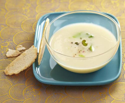 Asperges blanches et cerfeuil en velouté glacé-thermomix Asperges-blanches-et-cerfeuil-en-velouté-glacé-thermomix