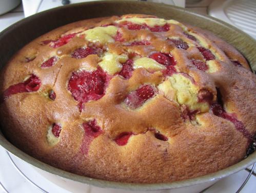 Gâteau aux fraises (facile, vite fait et... délicieux !)-thermomix Gâteau-aux-fraises-(facile,-vite-fait-et...-délicieux-!)-thermomix