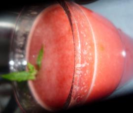 Jus de pastèque à la menthe-thermomix Jus-de-pastèque-à-la-menthe-thermomix