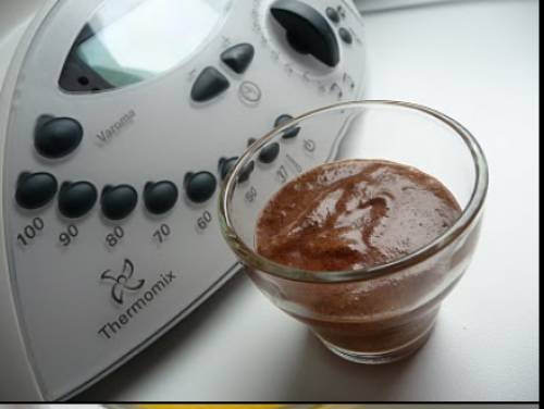 Mousse au chocolat à la fleur d'oranger-thermomix Mousse-au-chocolat-à-la-fleur-d'oranger-thermomix
