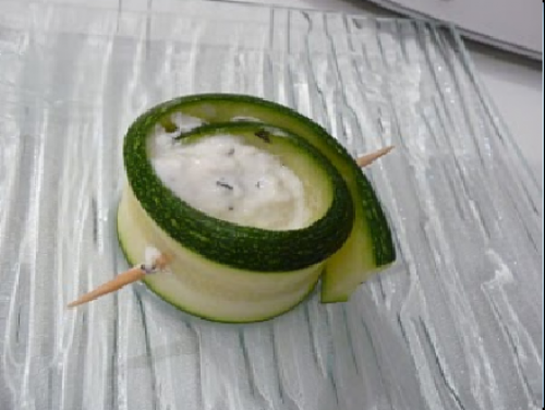 Roulés de courgettes au chèvre frais-thermomix Roulés-de-courgettes-au-chèvre-frais-thermomix