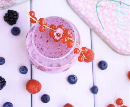 Boisson vegan aux fruits rouges-thermomix Boisson-vegan-aux-fruits-rouges-thermomix