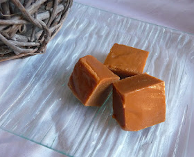 Caramels au beurre salé / fudges au beurre salé-thermomix Caramels-au-beurre-salé-/-fudges-au-beurre-salé-thermomix