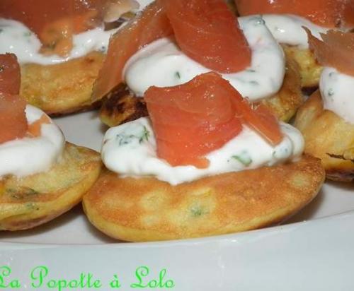 Minis blinis au maïs et saumon fumé-thermomix Minis-blinis-au-maïs-et-saumon-fumé-thermomix
