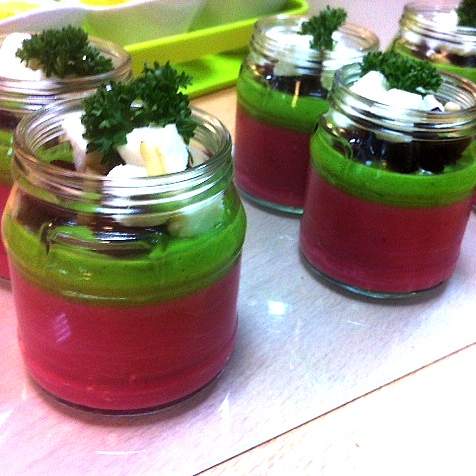 Mousse de betterave au thon et son émulsion de persil-thermomix