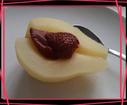 Poires vapeur (light) aux fraises au sirop-thermomix Poires-vapeur-(light)-aux-fraises-au-sirop-thermomix