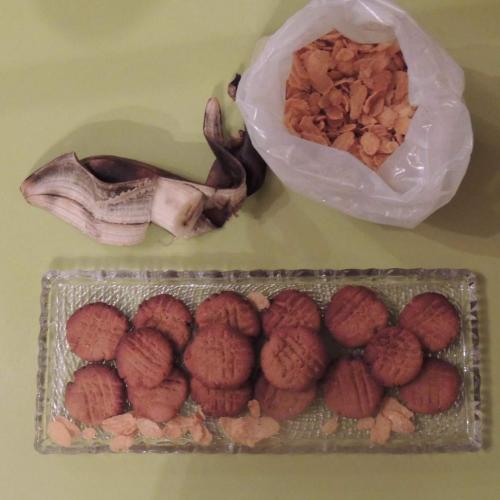 Cookies à la poussière de cornflakes et banane trop mûre-thermomix