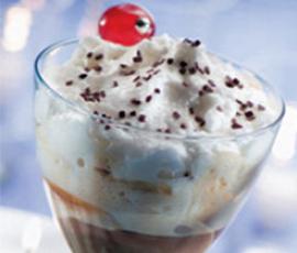 Mousseux de café glacé et son nuage de lait-thermomix
