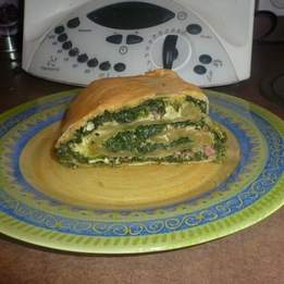 Tourte roulée aux épinards, lardons et fromage-thermomix Tourte-roulée-aux-épinards,-lardons-et-fromage-thermomix