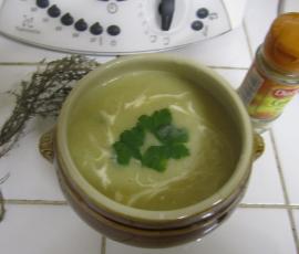 Velouté de céleri-rave parfumé-thermomix Velouté-de-céleri-rave-parfumé-thermomix