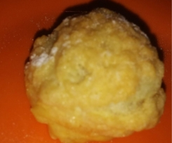 Variante de choux au craquelin, fourré crème vanille, coeur caramel-thermomix
