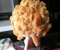 Cake pop au thon, curry, cacahuètes