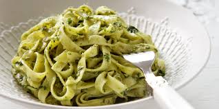Tagliatelle-pesto