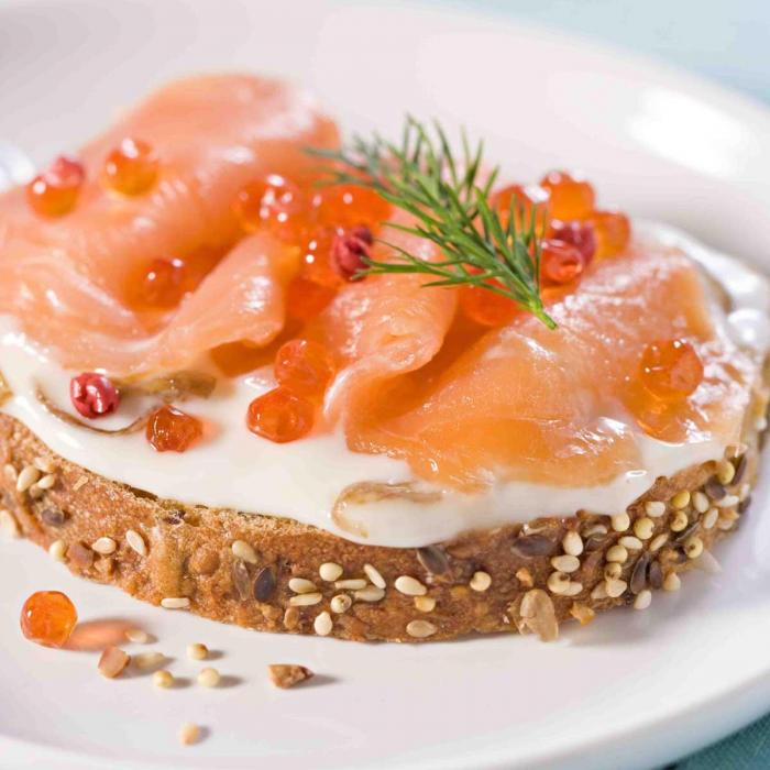 Tartine nordique saumon fumé et échalotes au balsamique Tartine-nordique-saumon-fumé-et-échalotes-au-balsamique