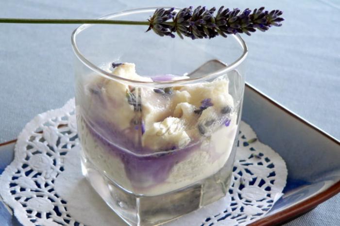 Verrine de mascarpone à la violette Verrine-de-mascarpone-à-la-violette