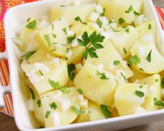 Salade de pommes de terre allemande Salade-de-pommes-de-terre-allemande-