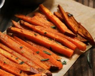 Frites-de-patate-douce-au-four-