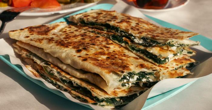 Gozleme aux epinards et feta