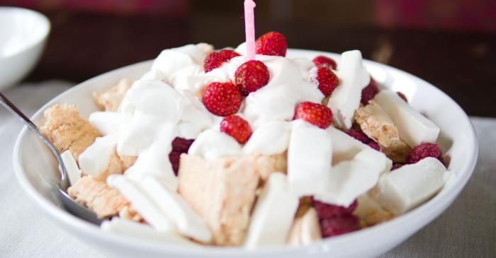 Eton mess aux fraises et framboises