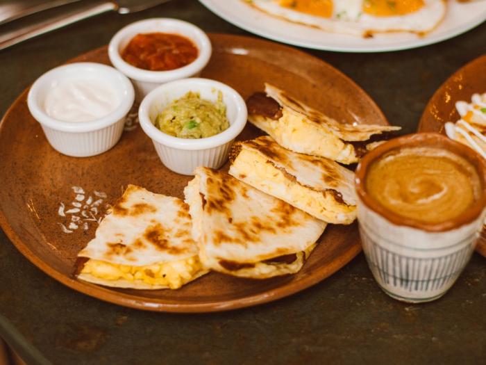 Quesadillas au poulet et fromage fondu