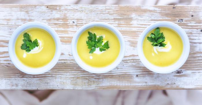 Vichyssoise (creme glacee de poireaux et pommes de terre)