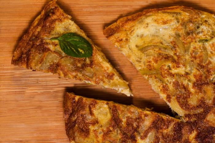 Tortilla espanola (omelette espagnole pommes de terre)