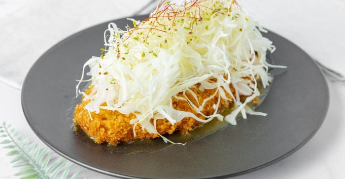 Tonkatsu, l'escalope de porc panee au panko croustillante du japon