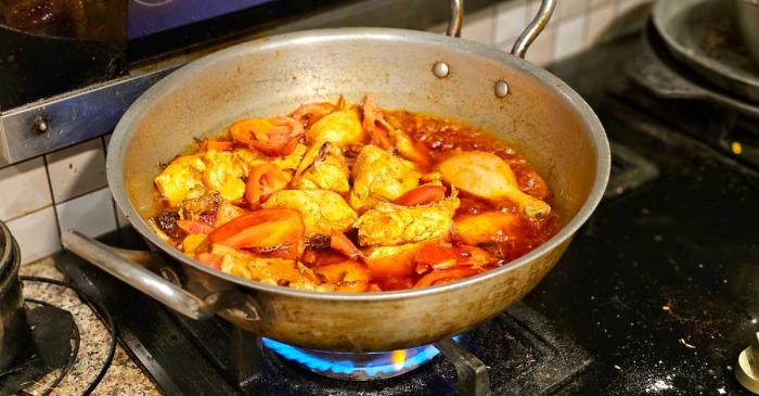 Chakhokhbili, le ragout de poulet georgien aux herbes et tomates